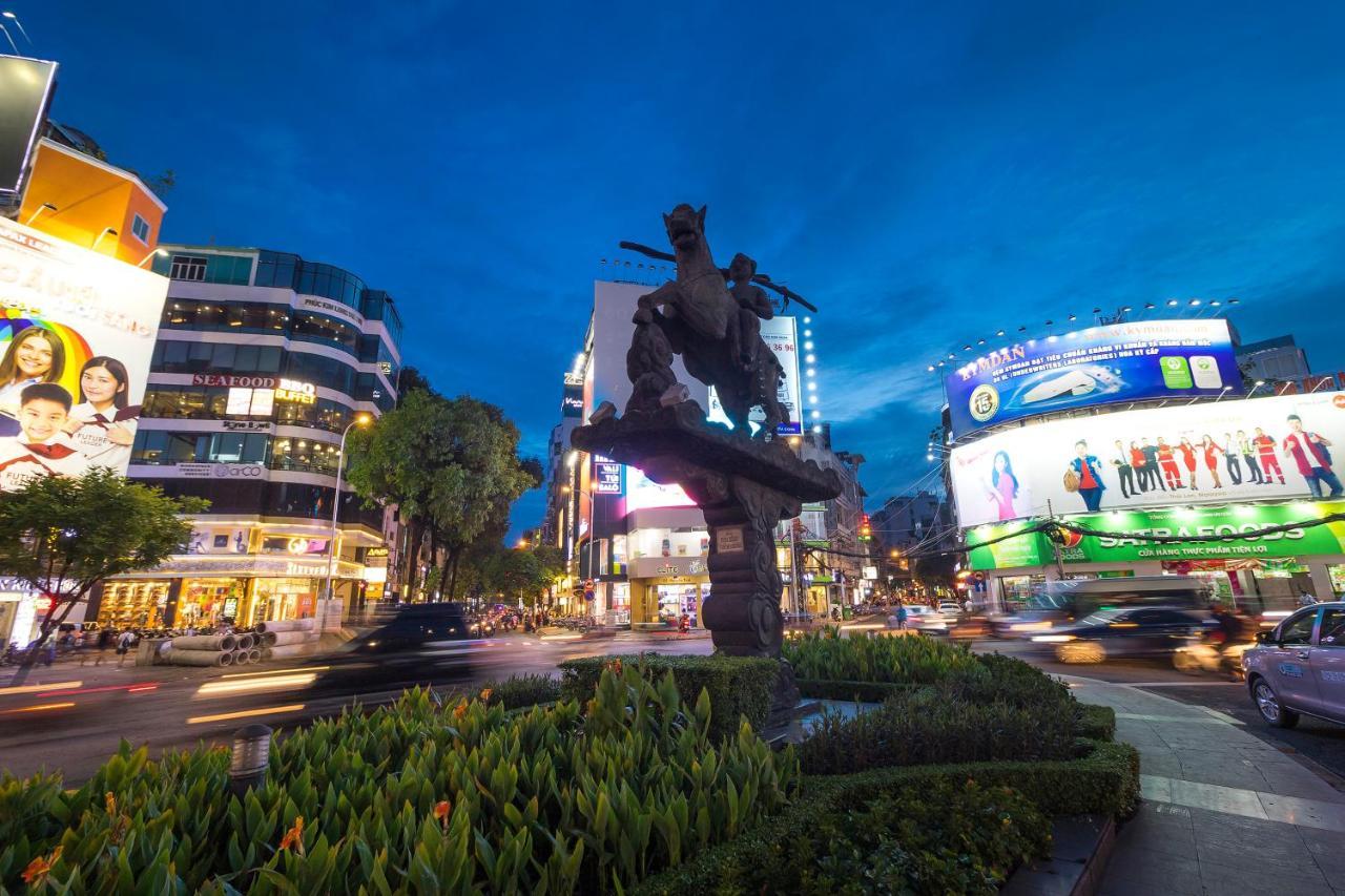 Saigon Night Hotel Хошимин Экстерьер фото